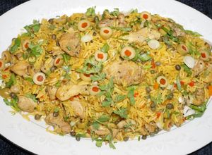 Una foto de ARROZ BASMATI CON POLLO. JON STYLE