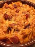 Macarrones con chorizo y salchichas