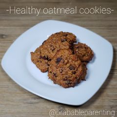 A picture of Healthy oatmeal cookies.