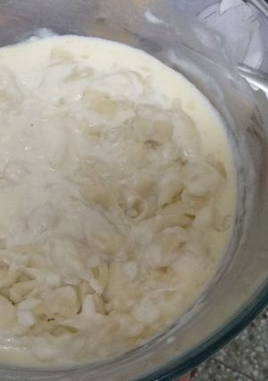 A picture of #colorful recipe# white colour#macroni in white greavy.
