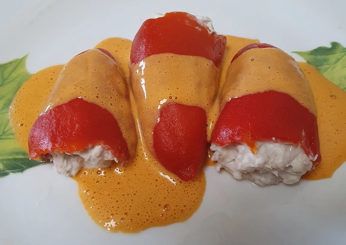 Receta Pimientos rellenos de queso crema y atún
