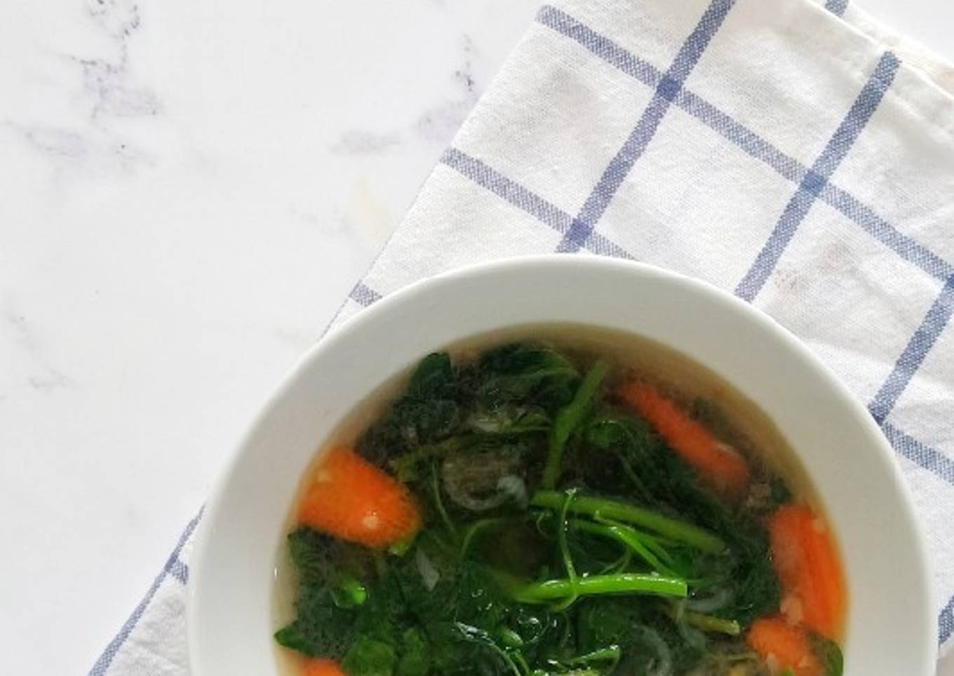 Resep Bening Bayam Wortel yang Lezat Sekali