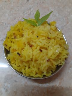 பருப்பு சாதம் (Paruppu satham recipe in tamil) செய்முறை முக்கிய புகைப்படம்