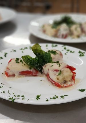 Una foto de Pimientos del piquillo rellenos de merluza