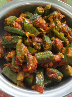 பஞ்சாபி வெண்டைக்காய் மசாலா(Vendaikkai masala Recipe in Tamil) செய்முறை முக்கிய புகைப்படம்