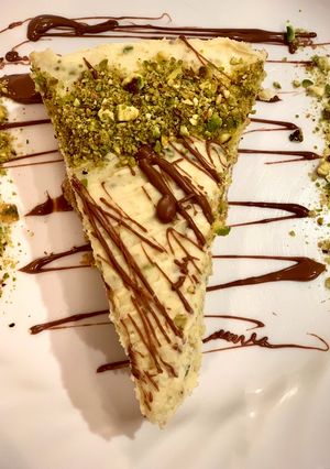 Foto resep White Chocolate and Pistachio Cheesecake