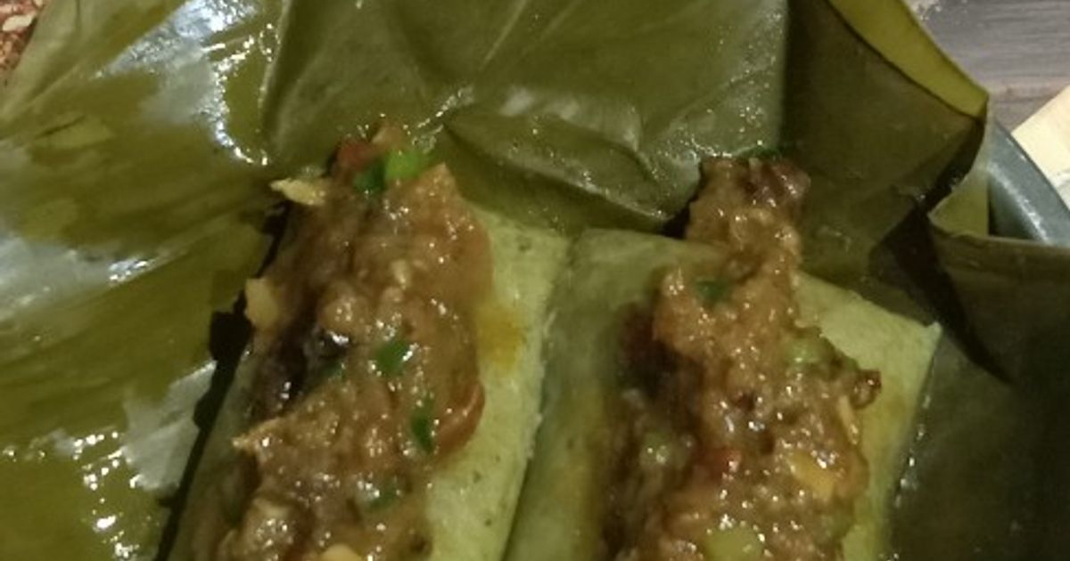Lontong banjur oncom