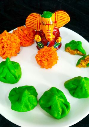 A picture of Palak Paneer Modak.