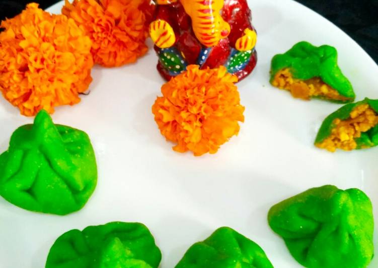 Step-by-Step Guide to Prepare Homemade Palak Paneer Modak
