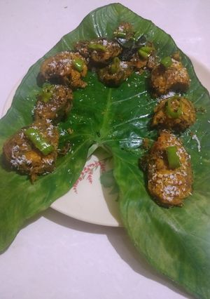 अरबी के पत्ते के पात्रा(arbi ke patte ke patra recipe in hindi) रेसिपी मुख्य फोटो