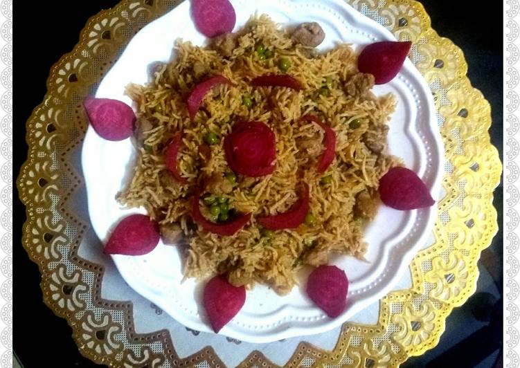 Steps to Prepare Homemade Beetroot Schezwan Pulao