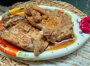 Hình của món Sườn cốt lết rang.