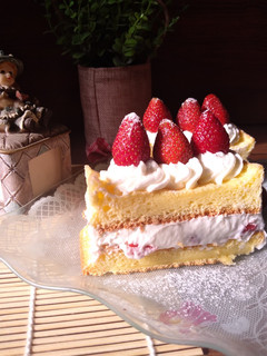Foto resep Strawberry Japanese Cake
