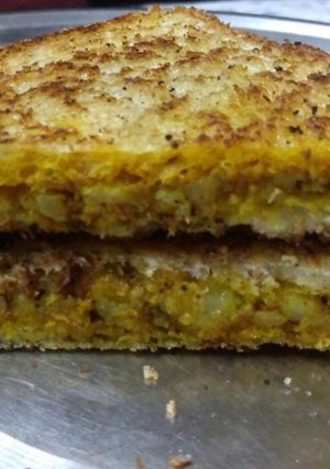 आलू टोस्ट (Aloo toast recipe in hindi) रेसिपी मुख्य फोटो