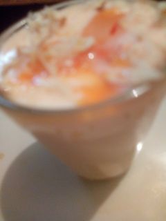 केसरिया केसर लस्सी(kesariya kesar lassi recipe in hindi) रेसिपी मुख्य फोटो