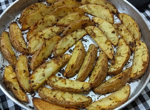 Foto de Batatas Rústicas Assadas