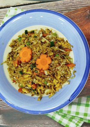 Foto resep Mie Goreng Bumbu Sambal Hitam Madura