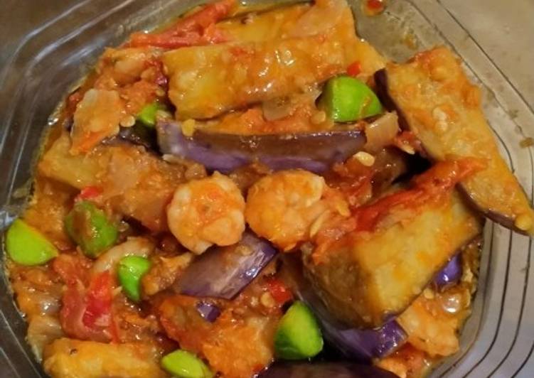 Cara Gampang Membuat Balado UPT (udang, pete, terong), Menggugah Selera