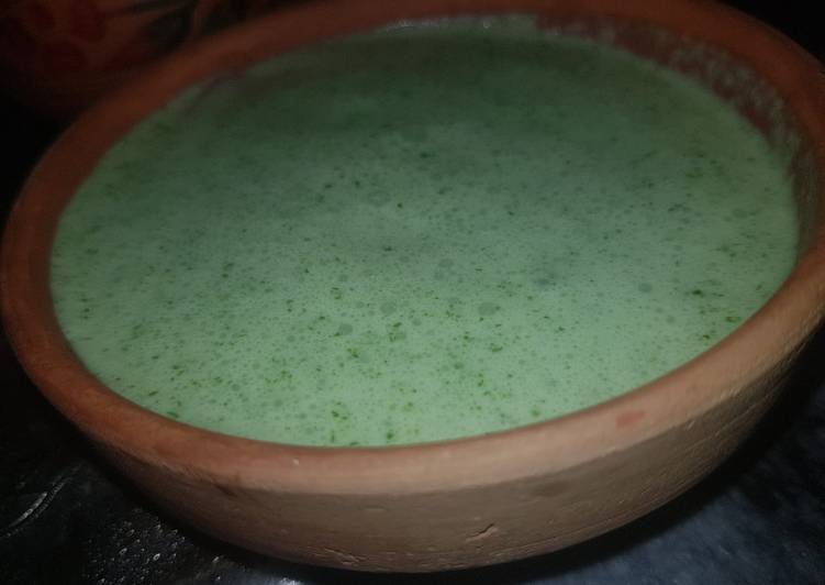 Easiest Way to Prepare Award-winning Podiny ki chutney (Green sauce)