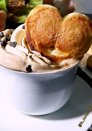 صورة لوصفة اطيب قهوة معا حلوى البلميي☕🍫