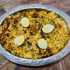 A picture of Chicken Biryani.