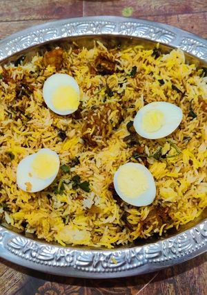 A picture of Chicken Biryani.