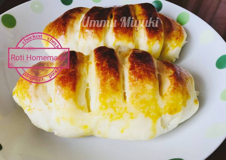 Resep Roti Homemade Empuk Isi Pisang dan Selai Coklat