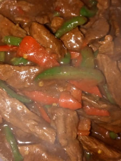 A picture of Shredded beef sauce.