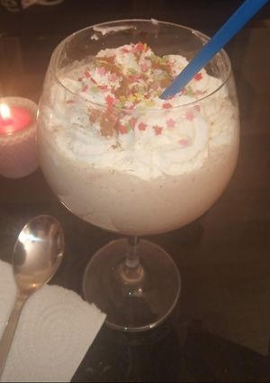 Una foto de ~Batido de plátano~