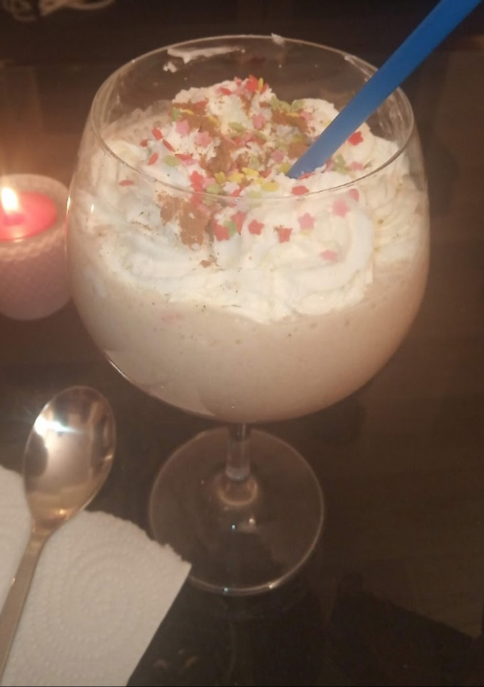 Una foto de ~Batido de plátano~