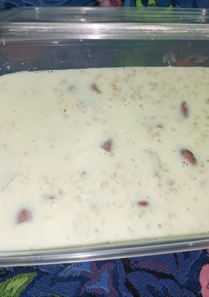 A picture of Almond sweet oats.