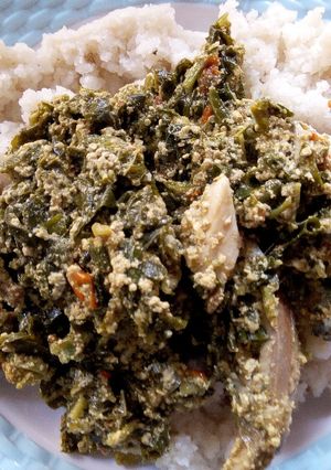 A picture of Couscous with egusi soup.