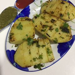 A picture of Garlic butter potato.