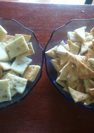 Una foto de Galletitas de queso hojaldras de aceite