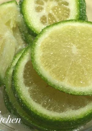 【夏日簡單料理】糖漬檸檬(蜂蜜醃檸檬) 的食譜成品照片