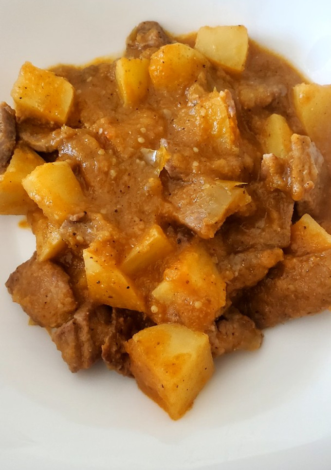 Una foto de Bistec con papas