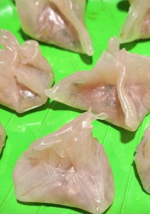 Hình của món Há cảo làm bằng bánh tráng.