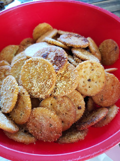 A picture of Spicy Ranch Ritz Crackers.