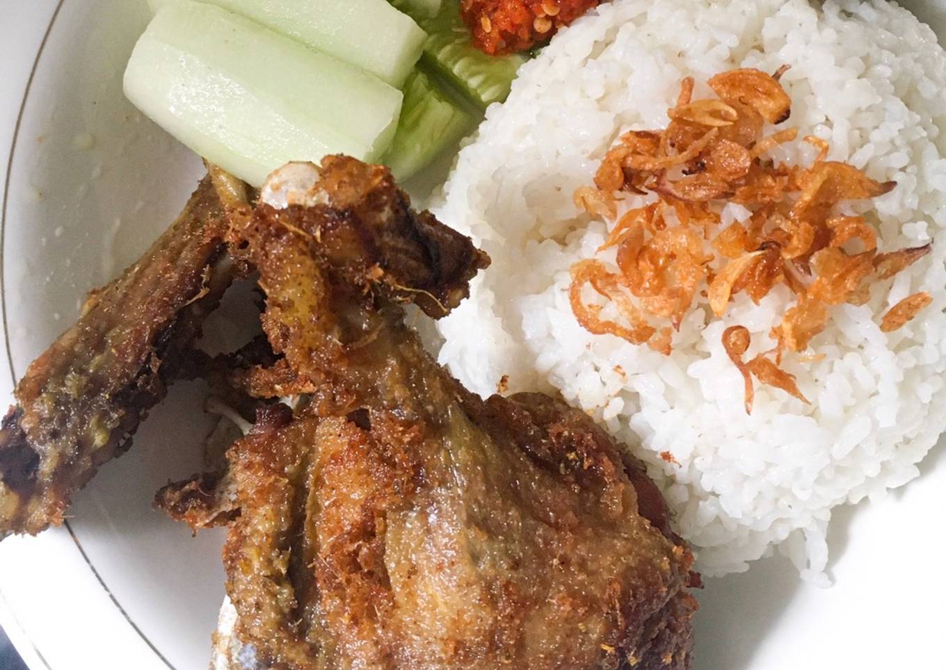 Bebek Goreng Gurih Lembut