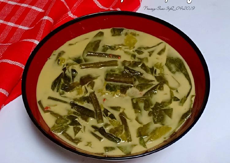 Bagaimana Membuat Sayur Bayung (daun kacang panjang) Anti Gagal