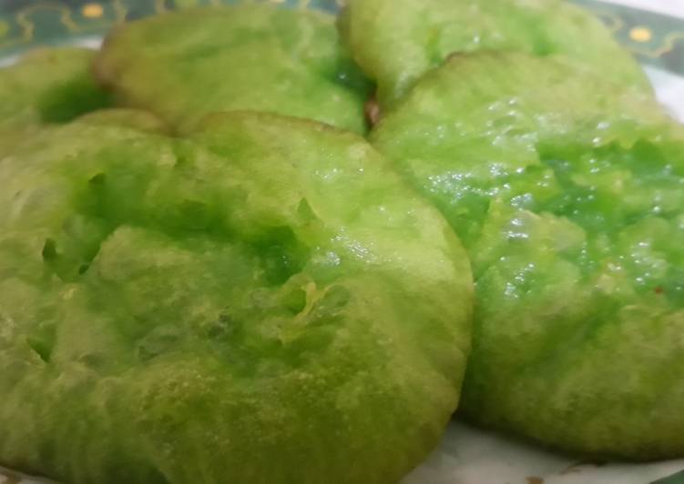 Cucur pandan