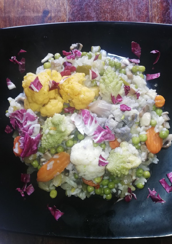 Una foto de Arroz con coliflor y champiñones