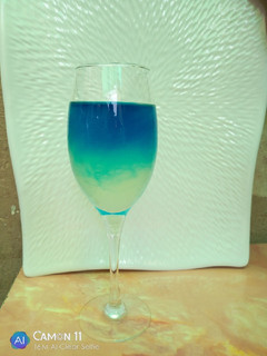 A picture of Electric Lemonade.