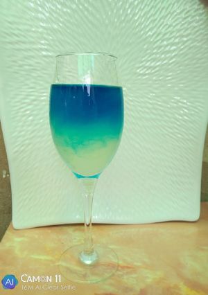 A picture of Electric Lemonade.