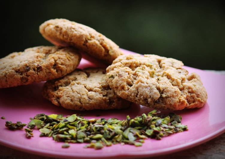 Pistachios oats cookies