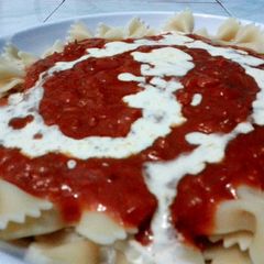 A picture of Creamy sweet & spicy pork with tuna spaghetti .