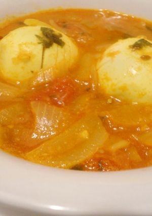 A picture of Egg Curry.