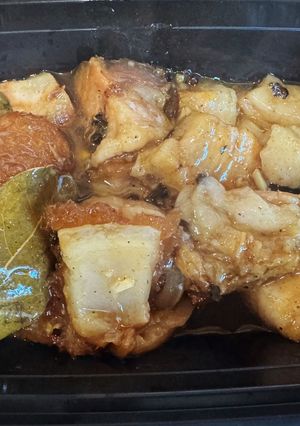 A picture of Paksiw Na Lechon Kawali.