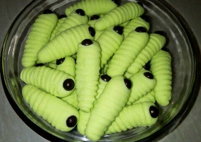 Kue Semprit Ulat Bulu