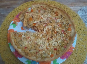 Una foto de Tarta de pollo y zapallitos "en dieta"